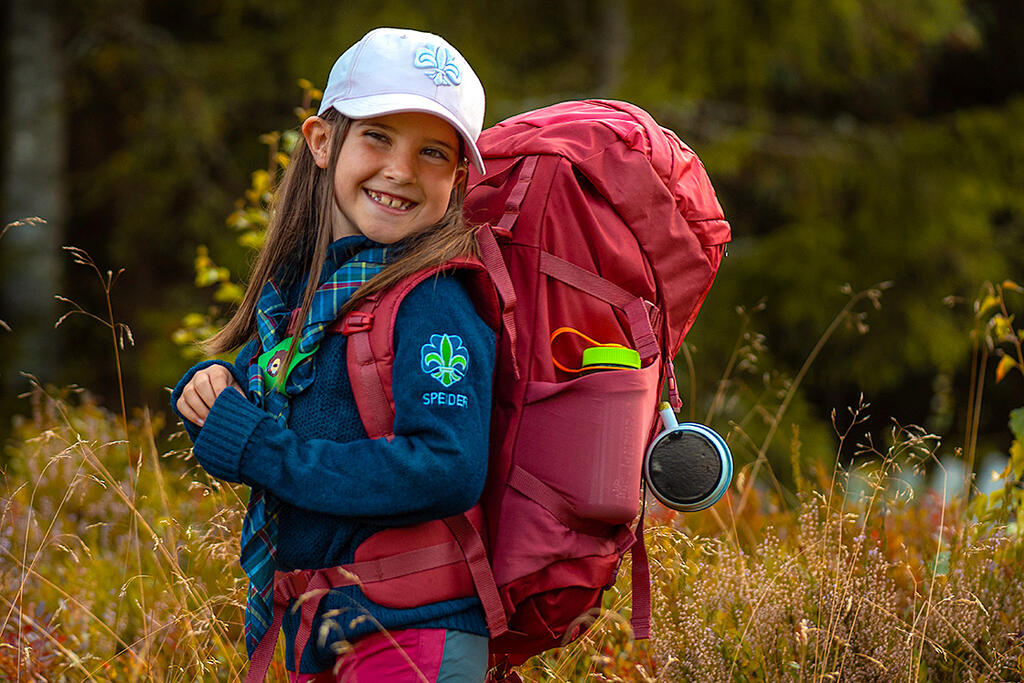 Tenk igjennom hvilke farer og ulykker som kan ramme deg hjemme, og forbered deg best mulig. Hvis strømmen blir borte eller du blir isolert av været i flere dager, bør du være rustet til å klare deg selv i minst én uke.